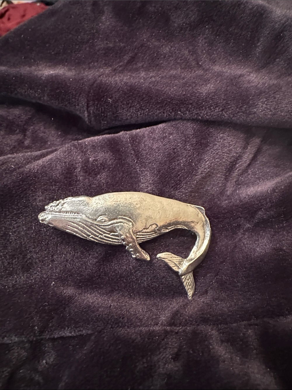 Silver Whale Brooch - Elegant Marine-Inspired Pin